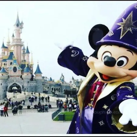 Studio A 1 Kilometre De Disneyland Paris Montévrain Exterior foto
